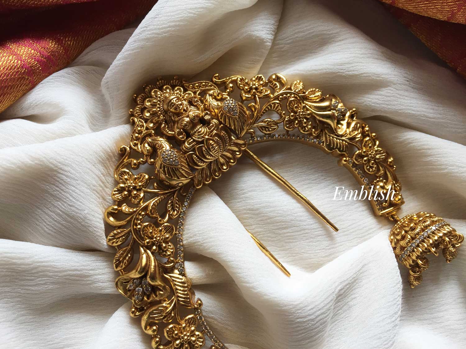 Gold alike intricate flower Lakshmi with Peacock Jada Billa